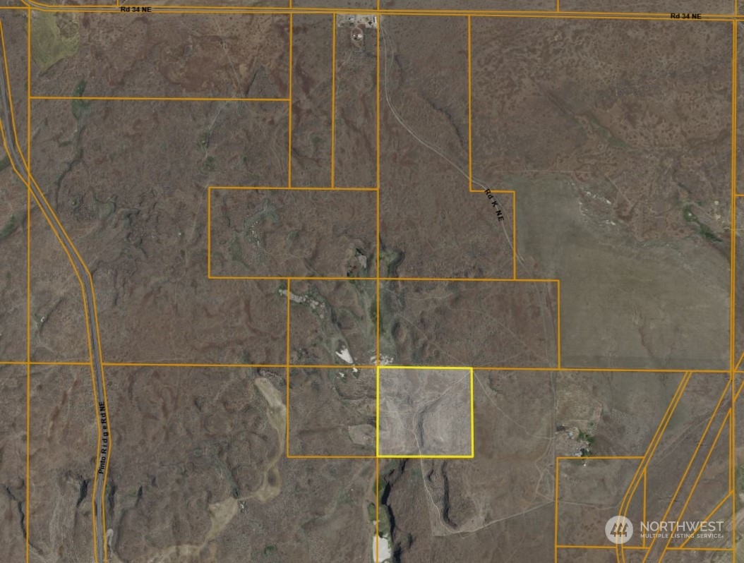 32761 Northeast K Road Coulee City, WA 99115 - Photo 25 of 27 a bathroom with a shower