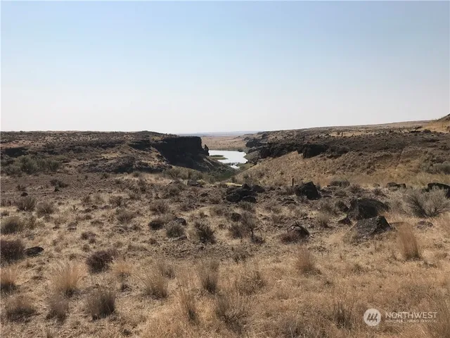 a view of a snow covered with snow