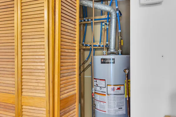 $350,000 | 100 Southwood Drive, Jerome, MI 49249