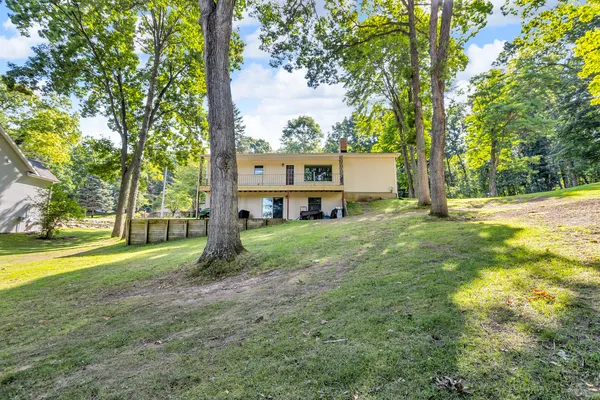 $350,000 | 100 Southwood Drive, Jerome, MI 49249