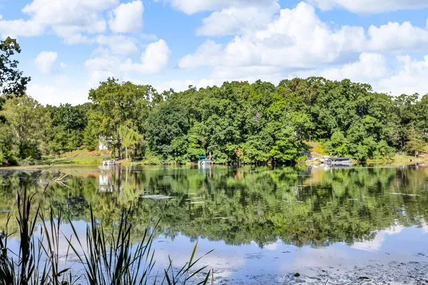 $350,000 | 100 Southwood Drive, Jerome, MI 49249