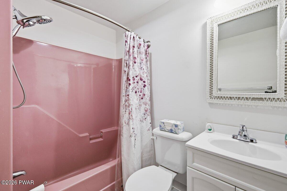 105 Doe Loop Bushkill, PA 18324 - Photo 15 of 23
