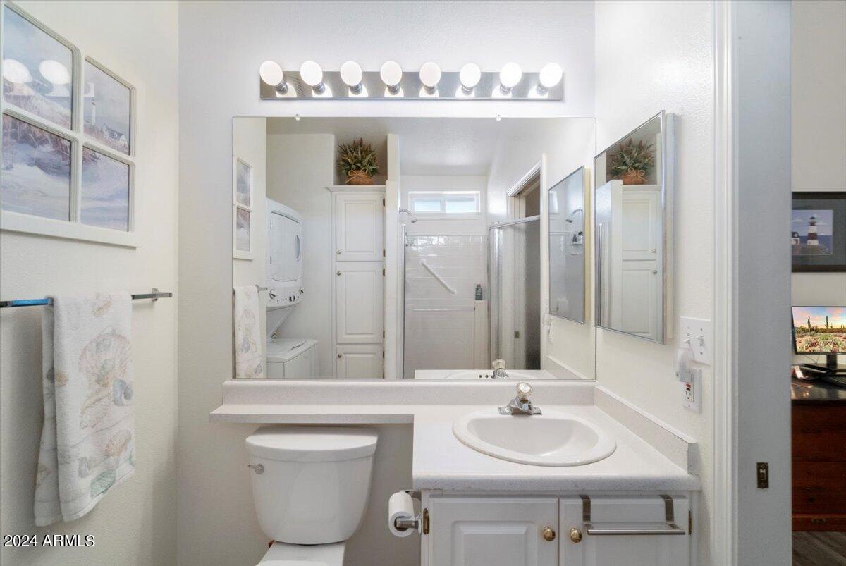 8865 East Baseline Road, Unit 531 Mesa, AZ 85209 - Photo 17 of 27 Second Bathroom
