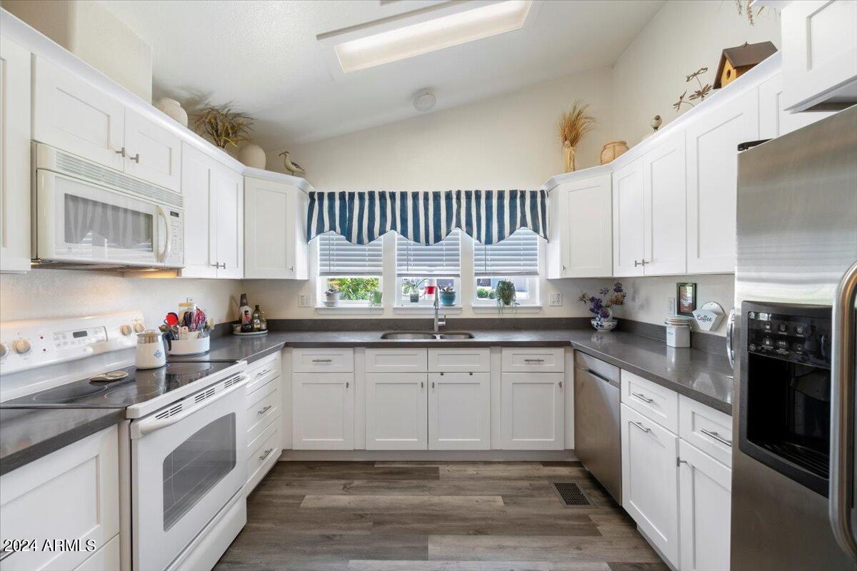8865 East Baseline Road, Unit 531 Mesa, AZ 85209 - Photo 9 of 27 Kitchen