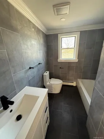 $3,275 | 184 East Fulton Avenue, Roosevelt, NY 11575