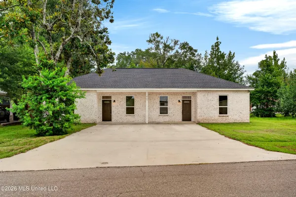 $269,000 | 427 Dozier Street, Picayune, MS 39466