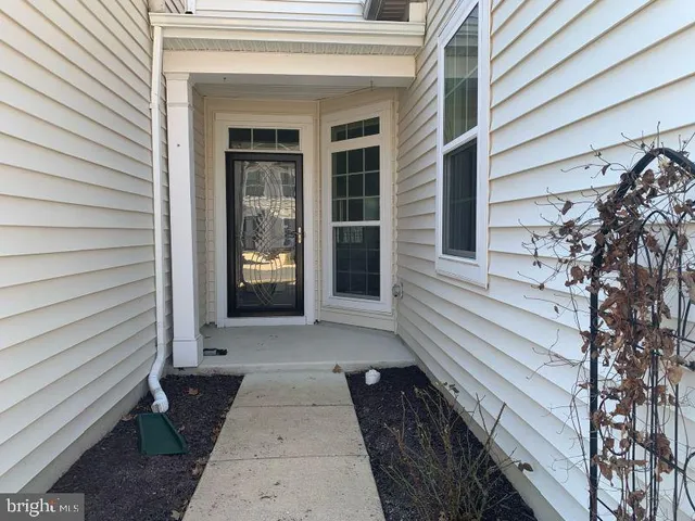 $2,400 | 18969 Timbercreek Drive, Unit 83, Milton, DE 19968