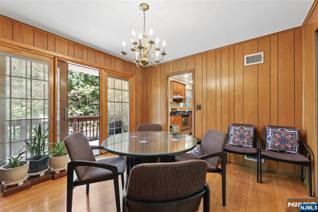 12 Beverly Road Englewood Cliffs, NJ 07632 - Photo 8 of 36
