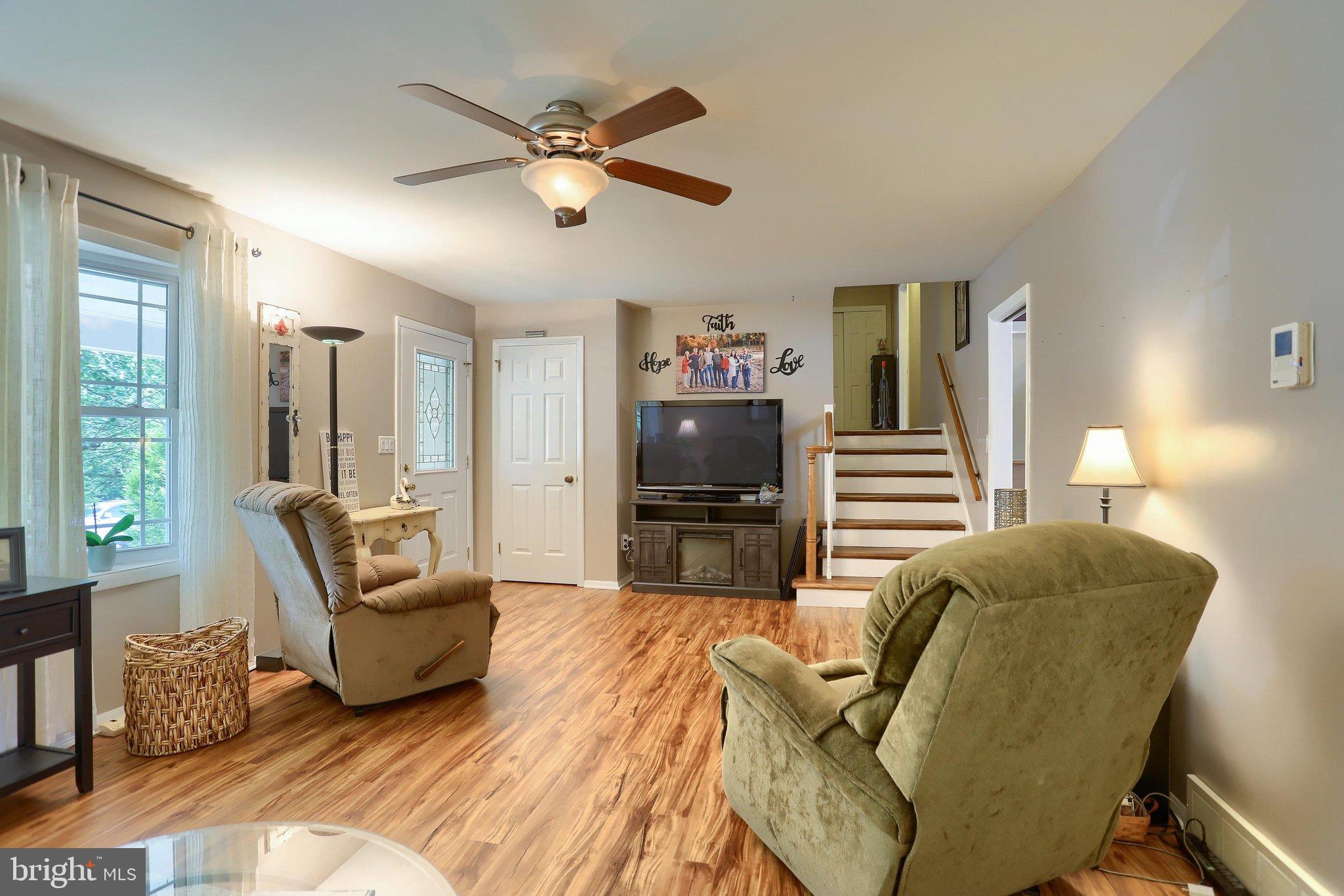 429 Ridgeford Road Dallastown, PA 17313 - Photo 5 of 46 Gallery Image 5