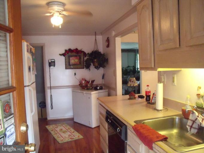7835 Kavanagh Road Dundalk, MD 21222 - Photo 6 of 9 Kitchen #2