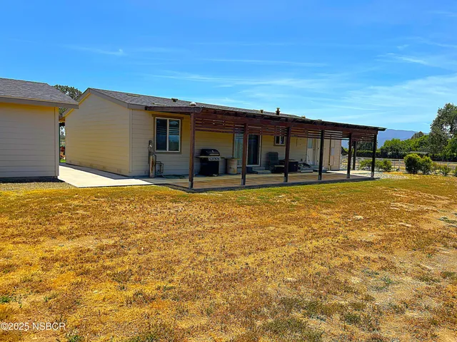 $2,895,000 | 1699 Calzada Avenue, Santa Ynez, CA 93460