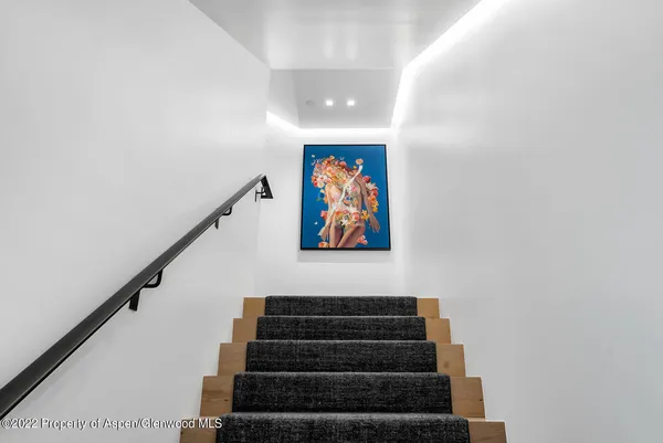 a view of entryway