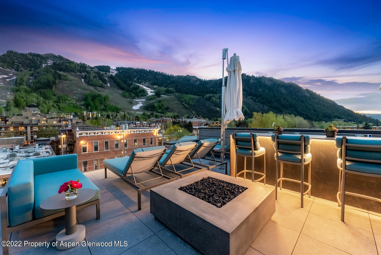 508 East Cooper Avenue, Unit 201 Aspen, CO 81611 - Photo 47 of 54 a view of a terrace with sitting area