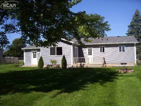 8159 Carpenter Road Flushing, MI 48433 - Photo 46 of 48 20448798-45.JPG