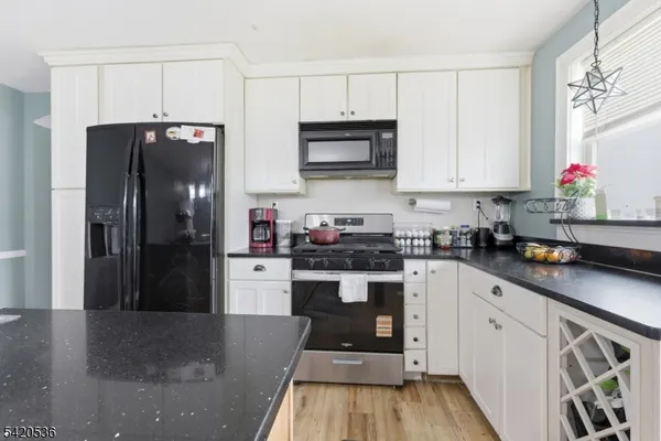 $649,900 | 13 William Street, Flemington, NJ 08822