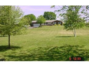 2520 North Loesch Road Bloomington, IN 47404 - Photo 2 of 5 Gallery Image 2