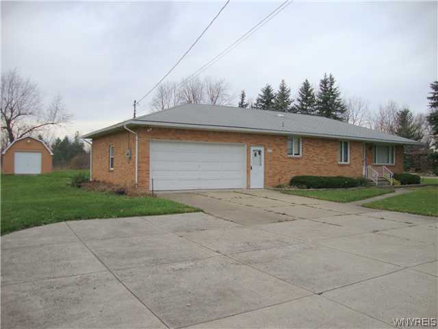 662 Ransom Road Lancaster, NY 14086 - Photo 1 of 1 Exterior Front