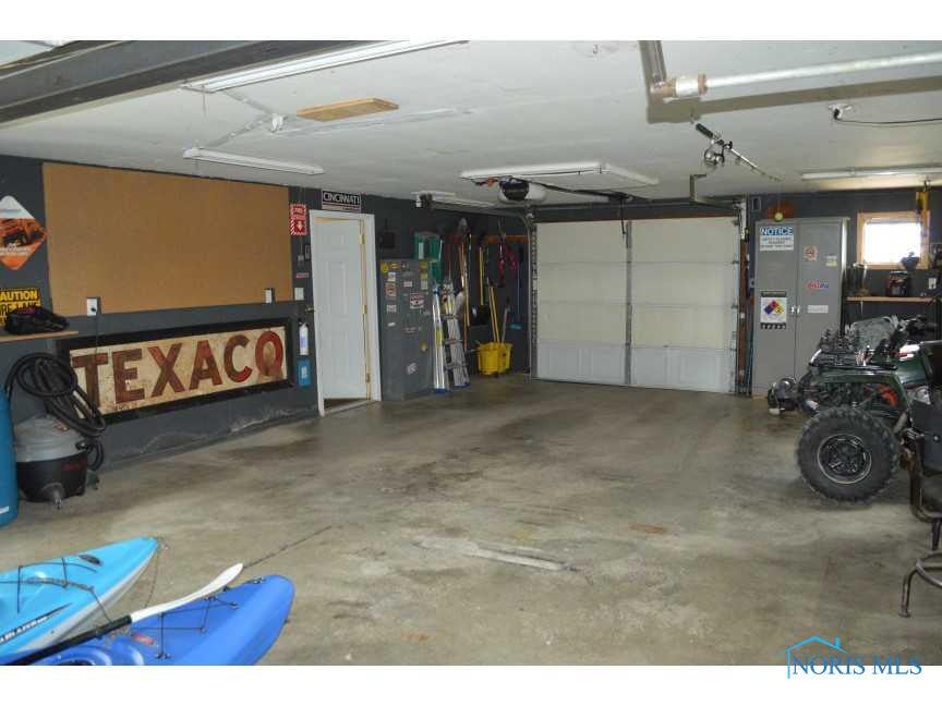 5241 Jericho Road Hicksville, OH 43526 - Photo 18 of 18 Garage (Interior).