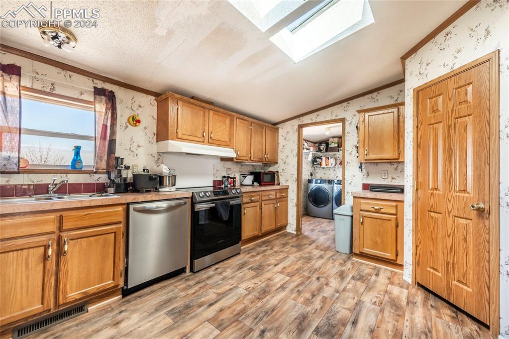 46911 Fields Road Avondale, CO 81022 - Photo 13 of 46