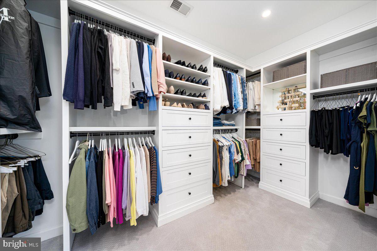 3208 Flagstick Drive Mount Airy, MD 21771 - Photo 54 of 135 Primary Closet