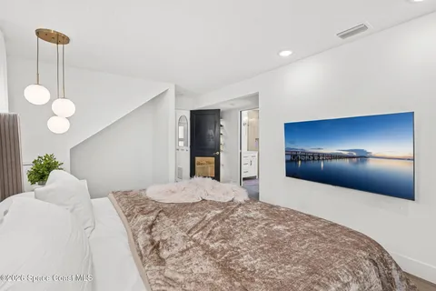 $749,900 | 279 Marion Street, Indian Harbour Beach, FL 32937