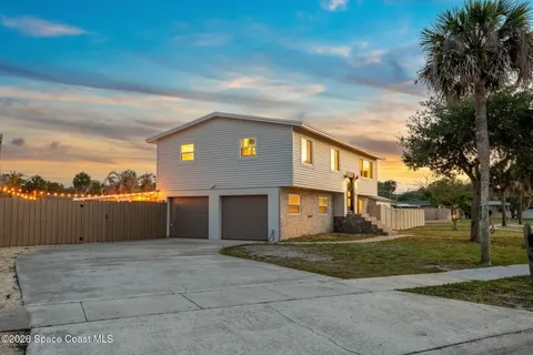 $749,900 | 279 Marion Street, Indian Harbour Beach, FL 32937