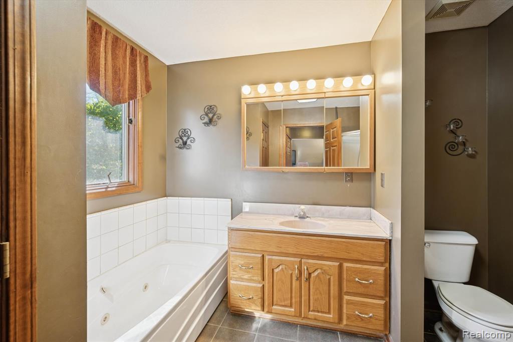4842 Preston Road Howell, MI 48855 - Photo 23 of 77 Gallery Image 23