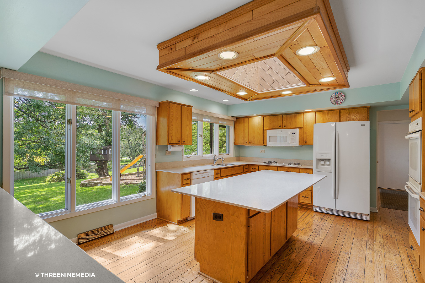 211 Greenwood Road Elgin, IL 60120 - Photo 8 of 35