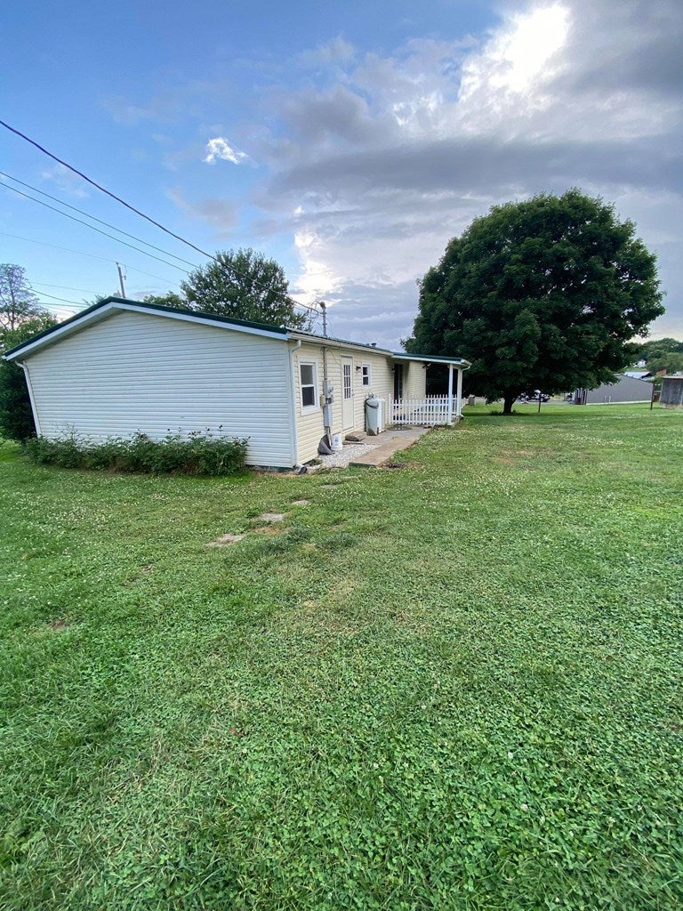 38375 Loves Mill Road Chilhowie, VA 24319 - Photo 18 of 28 Gallery Image 18