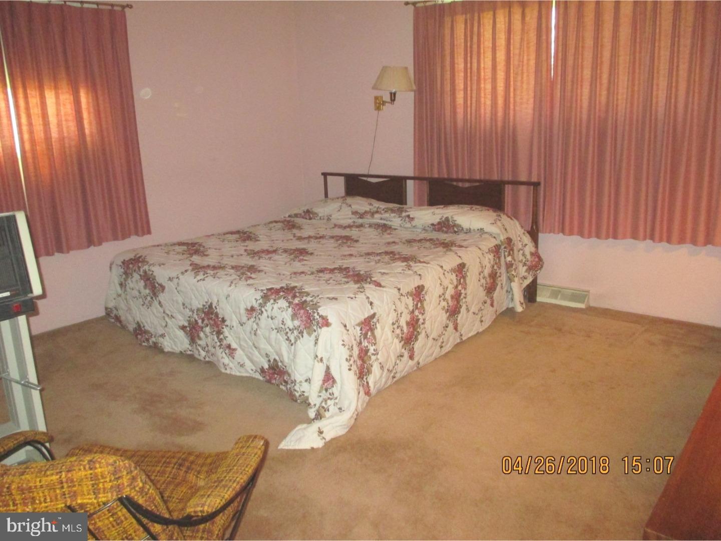 1431 Buttonwood Lane Warminster, PA 18974 - Photo 16 of 20 Bedroom - Main