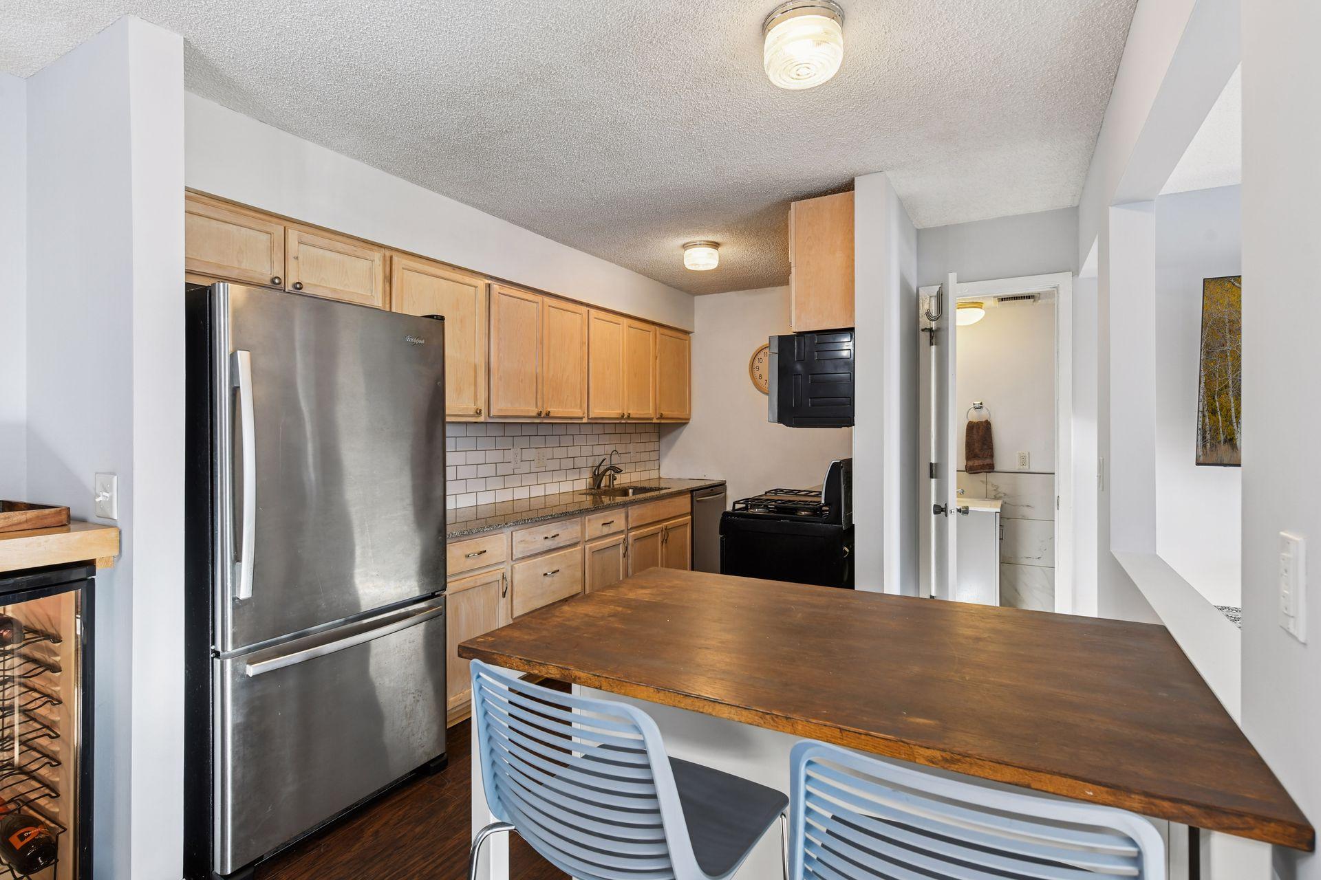 4453 Cedar Lake Road St. Louis Park, MN 55416 - Photo 13 of 36