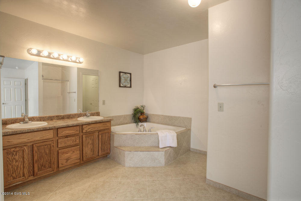 960 Forja Court Rio Rico, AZ 85648 - Photo 18 of 24