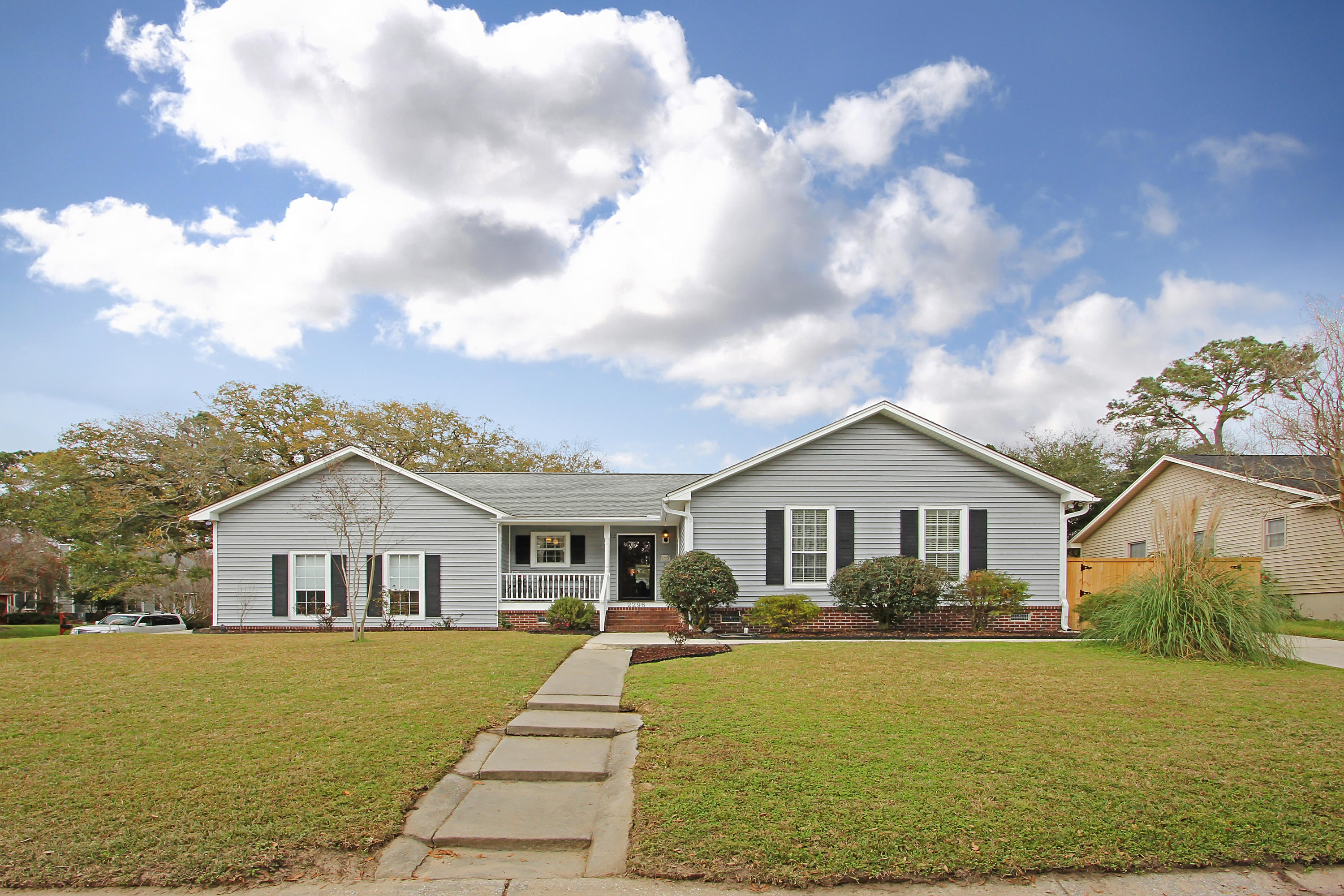 2296 Pristine View Road Charleston, SC 29414 - Photo 1 of 32 Pristine View Rd CHS-2