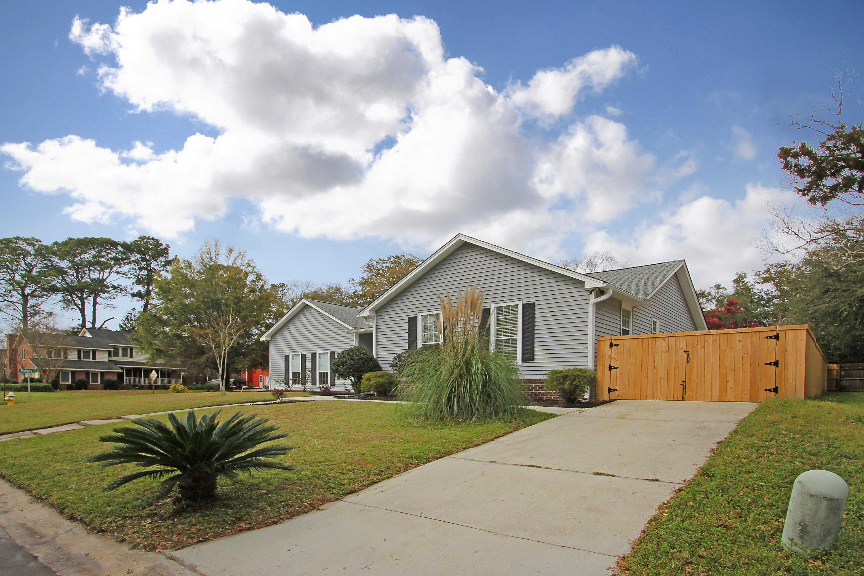 2296 Pristine View Road Charleston, SC 29414 - Photo 2 of 32 Pristine View Rd CHS-3