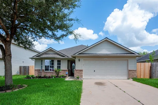 $2,150 | 1034 Junction Court, Rosenberg, TX 77471