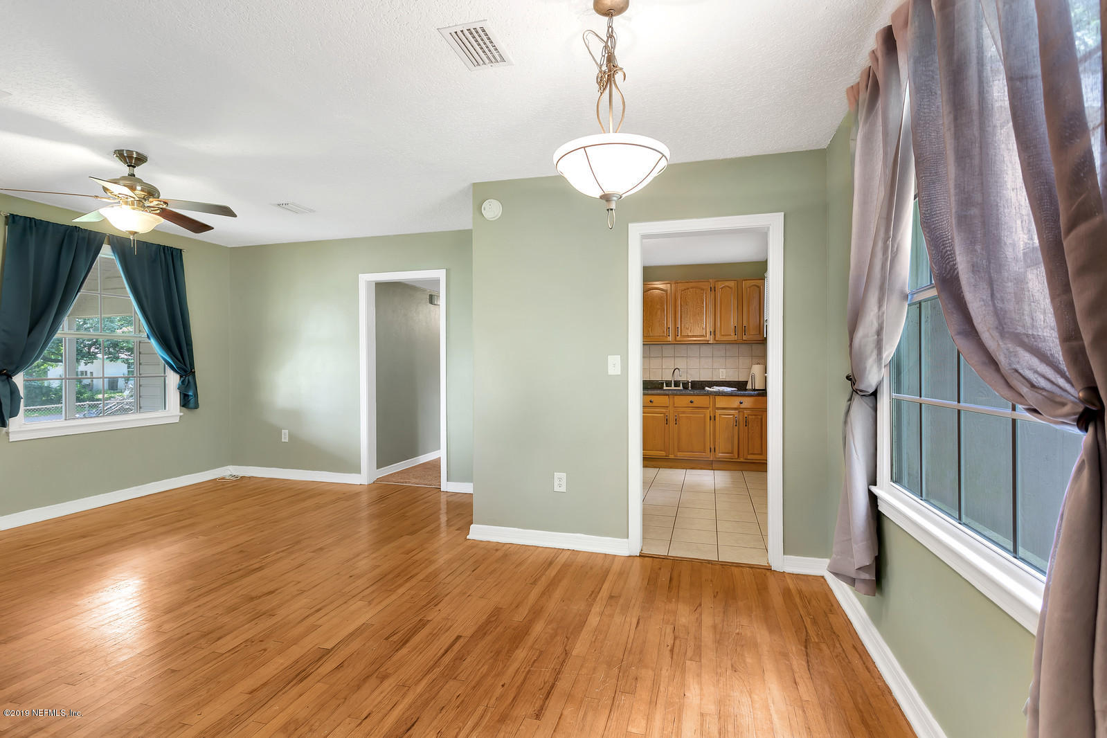 5245 Benning Road Jacksonville, FL 32254 - Photo 4 of 21 12_IMG_4573_mls