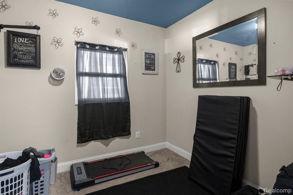 67 Stoner Street River Rouge, MI 48218 - Photo 11 of 42