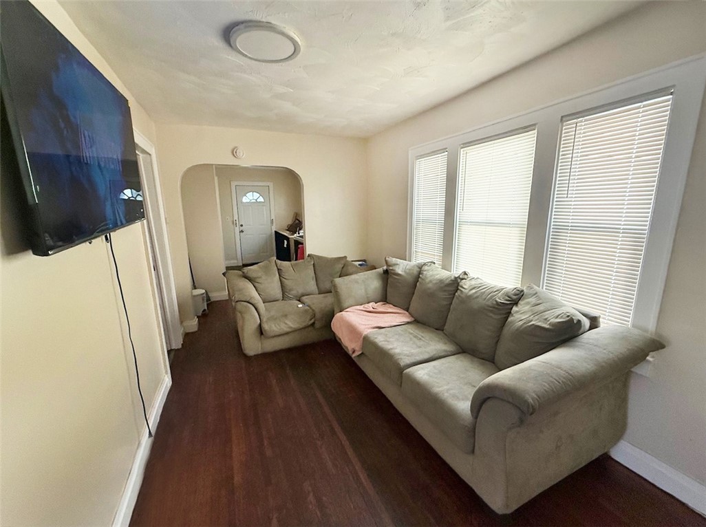 690 Seward Street Rochester, NY 14611 - Photo 8 of 30