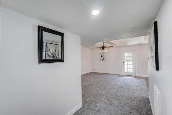 $284,900 | 606 Hillcrest Street, Mansfield, TX 76063