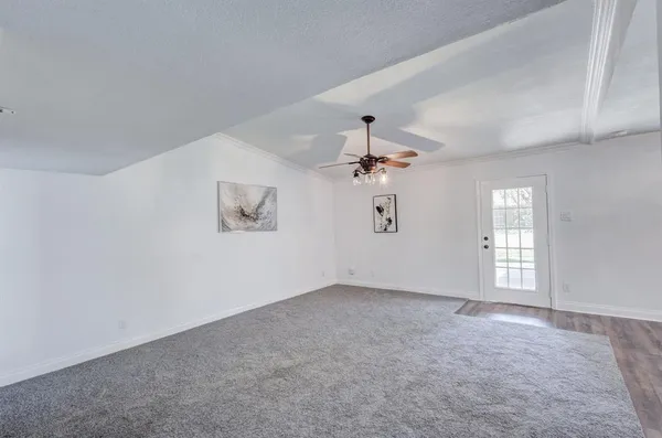 $284,900 | 606 Hillcrest Street, Mansfield, TX 76063