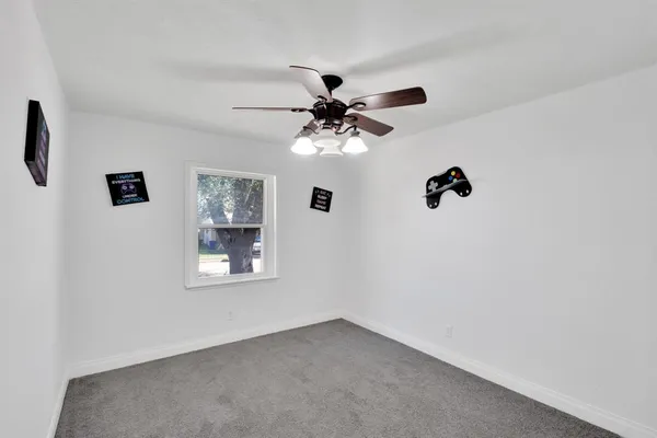 $284,900 | 606 Hillcrest Street, Mansfield, TX 76063