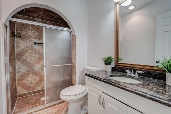 $284,900 | 606 Hillcrest Street, Mansfield, TX 76063