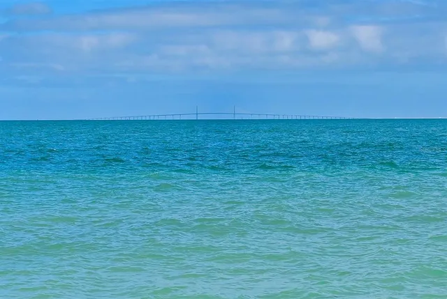 a view of room with an outdoor space