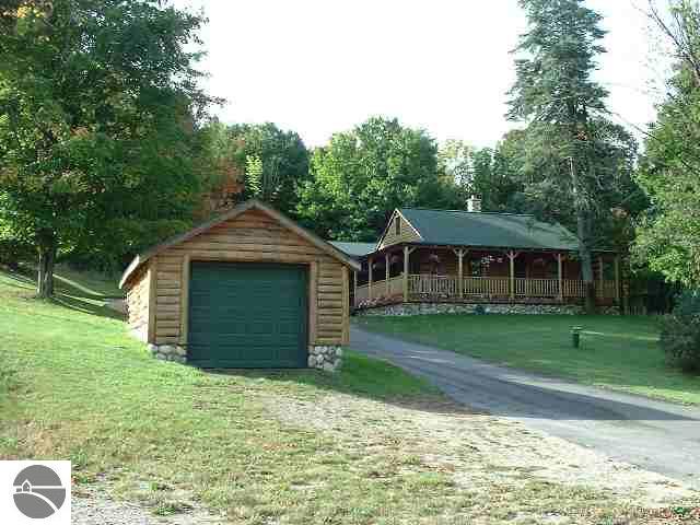 9980 East Carter Road Traverse City, MI 49684 - Photo 1 of 3 1652165.JPG