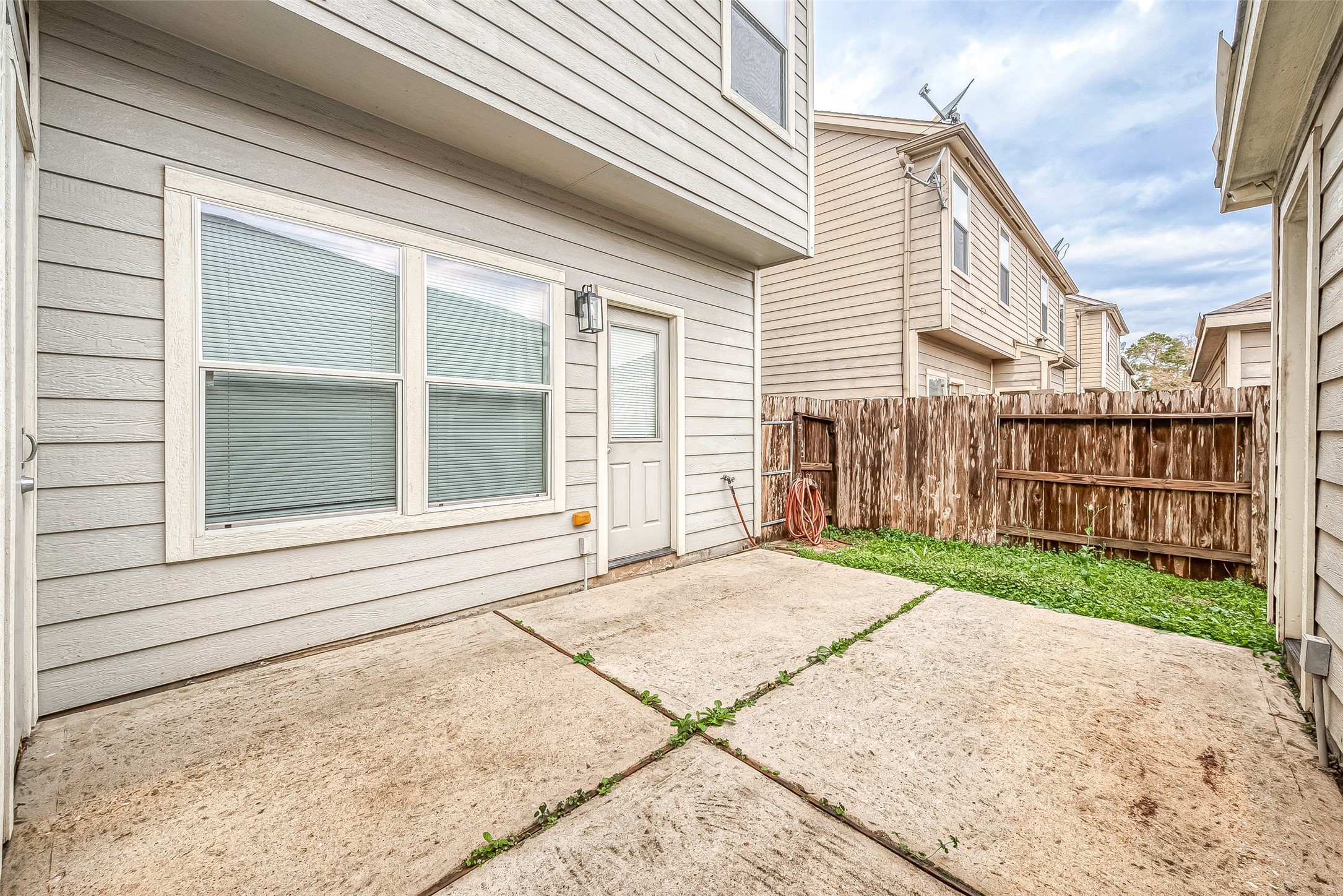 23814 Single Oak Street Spring, TX 77373 - Photo 7 of 12 Gallery Image 7