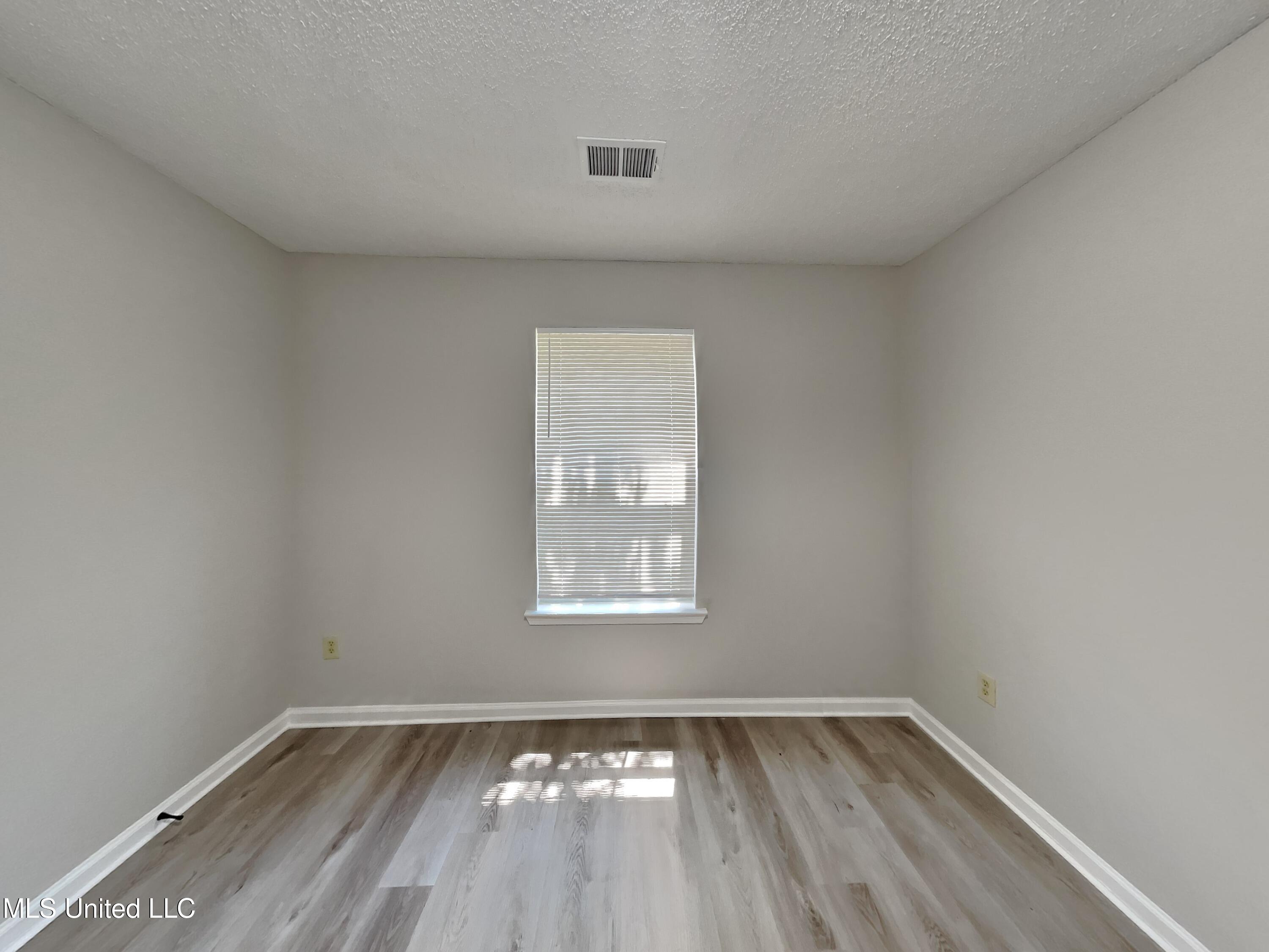 1175 Wilson Ridge Lake Cormorant, MS 38641 - Photo 9 of 16 10_Image_zGr8CTEbpQ