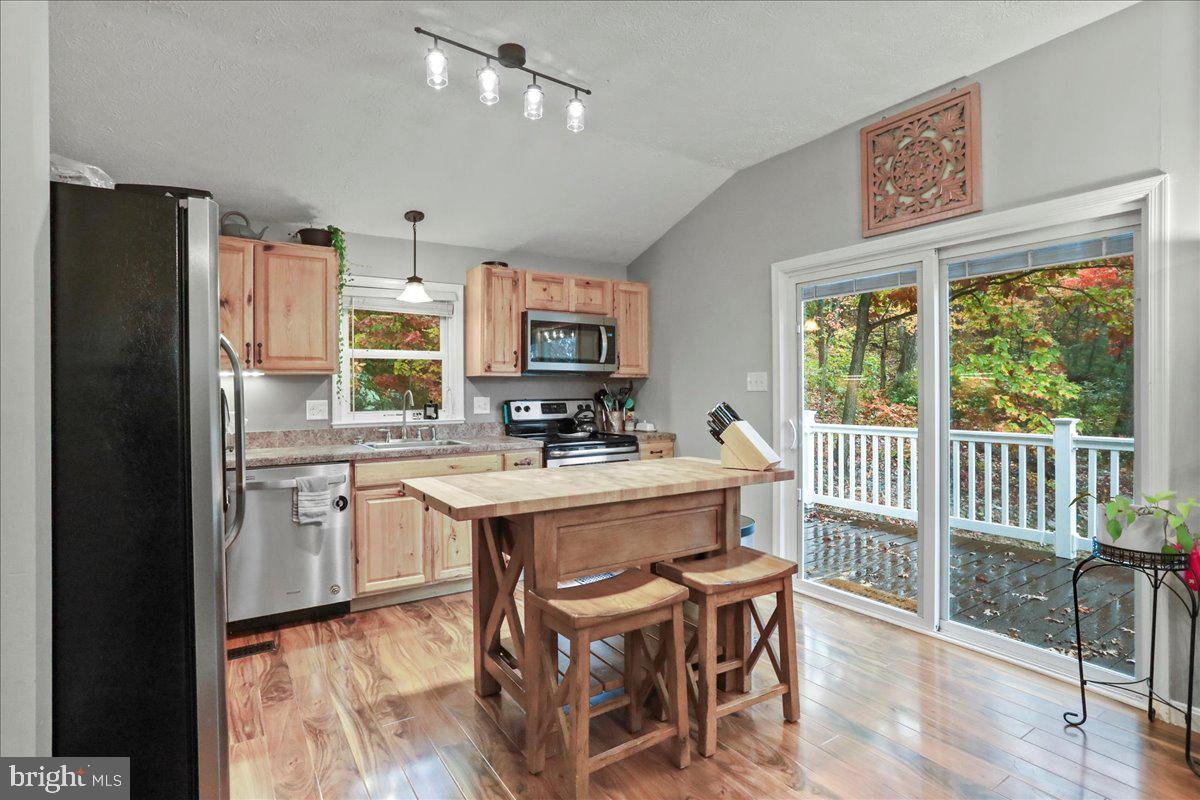 38 Timberline Ridge Road Star Tannery, VA 22654 - Photo 4 of 27 Gallery Image 4