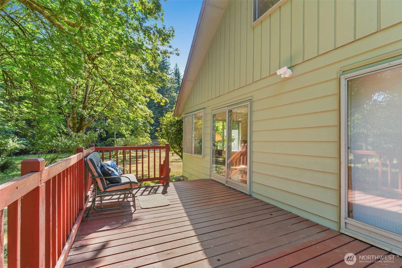8815 Prather Road Southwest Centralia, WA 98531 - Photo 28 of 40 a view of deck with wooden floor and outdoor seating