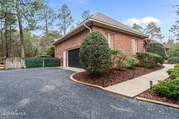 $1,150,000 | 110 Muirfield Place, Pinehurst, NC 28374