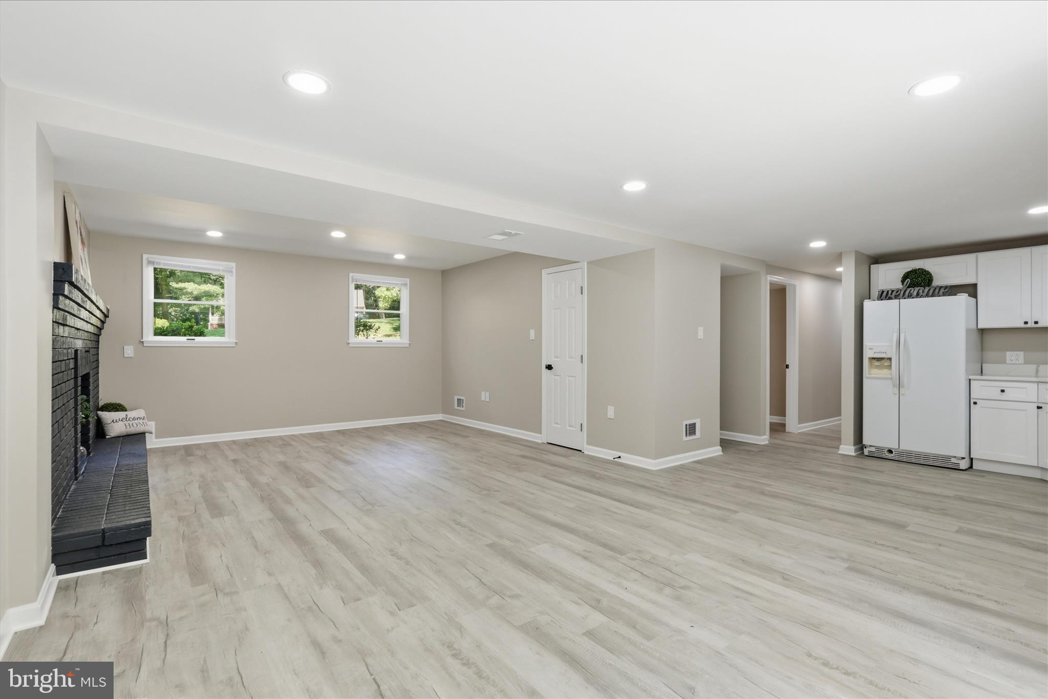 8855 Lowell Road Pomfret, MD 20675 - Photo 27 of 48 Lower level living area